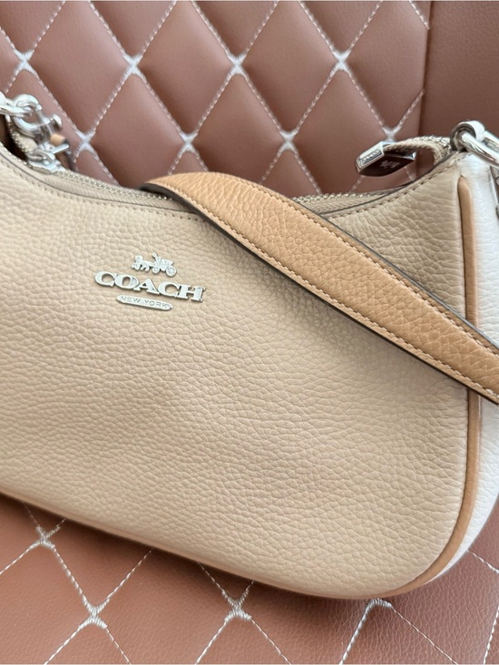 Coach Handbags - Coach Pebbled Leather Teri bag